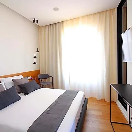 Panto - Rooftop Boutique Rooms-2