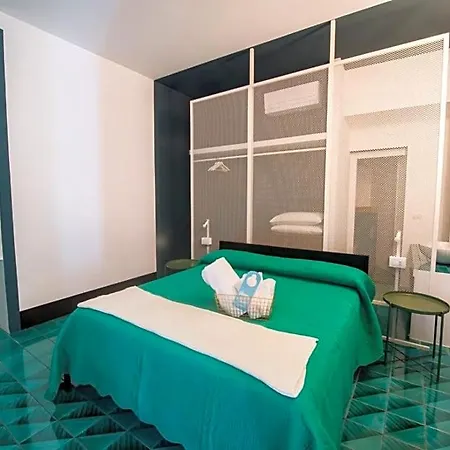 Ninina Boutique Suites-2