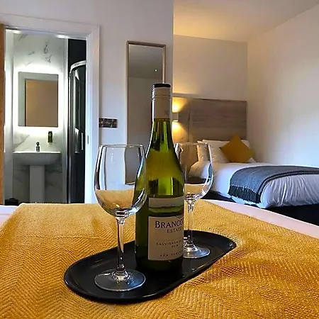 Mcnaughton Guestrooms-2