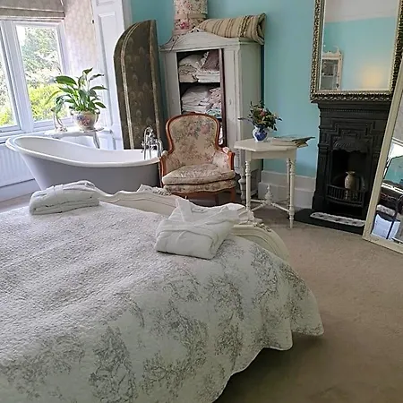 Judy'S B&B Private Home-3