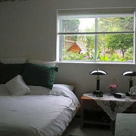 Island View B&B-2