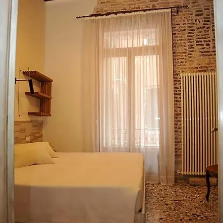 3C B&B-2