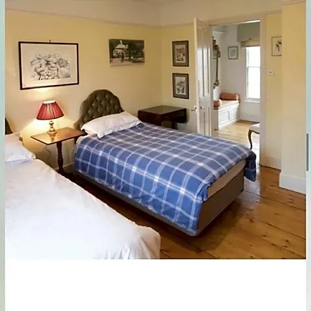 10 St James Villas-3