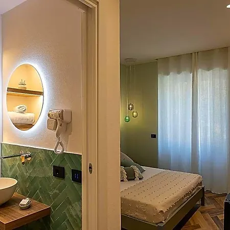 Brezza Marina Guest House-2
