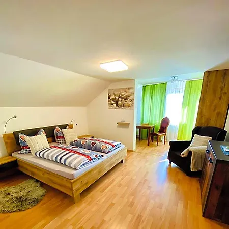 Steinbock Bed&Breakfast-3
