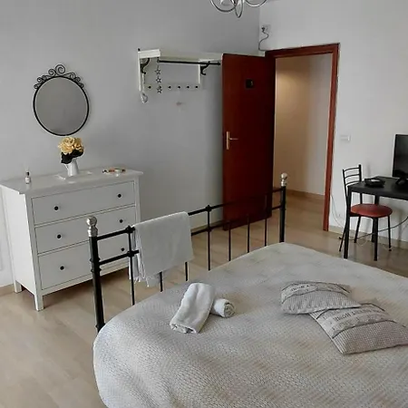 Castello Aragonese Rooms-3