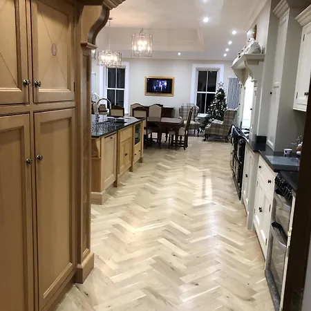West Longridge Manor B&B-2