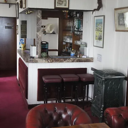 Plas Isa Hotel-2