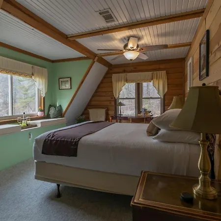 Tiffany'S Bed And Breakfast-2