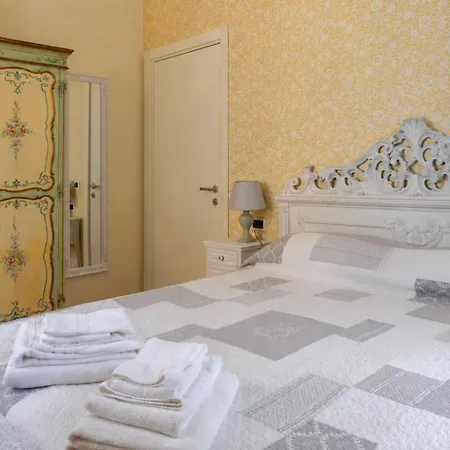 Bed And Breakfast 30-3