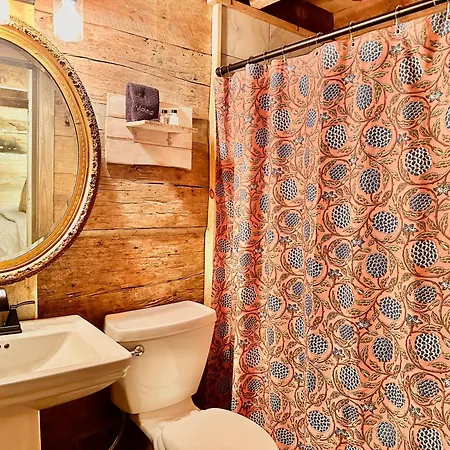 The Montgomery B&B-3