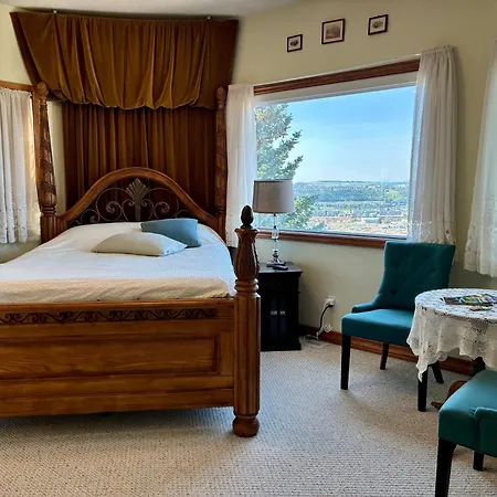 Rocky Mountain View Bed & Breakfast-2