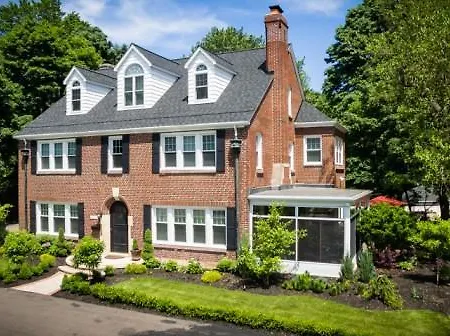 Knob Hill Bed And Breakfast-3