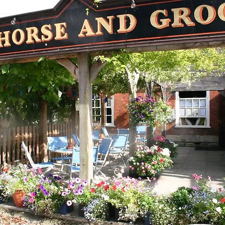 Horse & Groom B&B-3