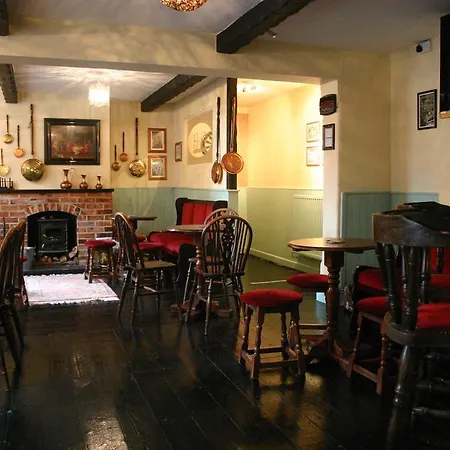 Horse & Groom B&B-2