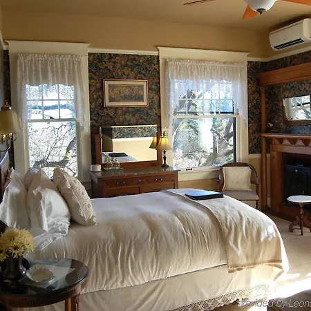 Touvelle House Bed And Breakfast-3