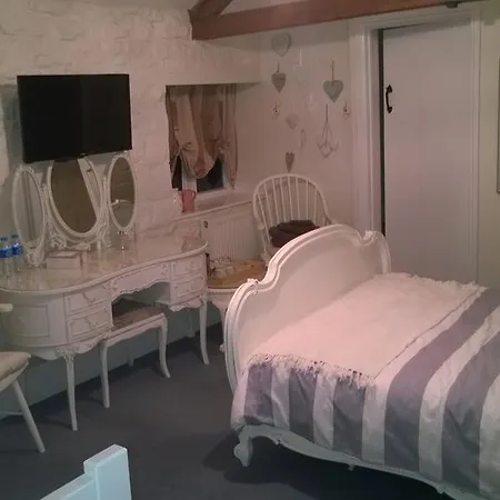 Troy House-3