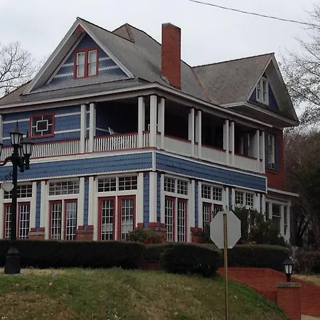 2439 Fairfield "A Bed And Breakfast"-2