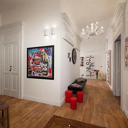 Ferrari Suite-3
