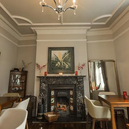 St Valery Boutique Bed + Breakfast-3