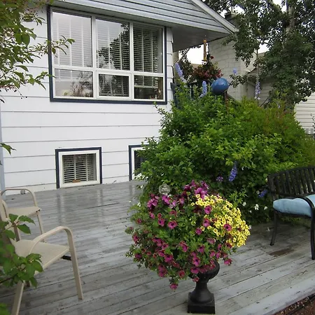 Casey'S Bed & Breakfast-3