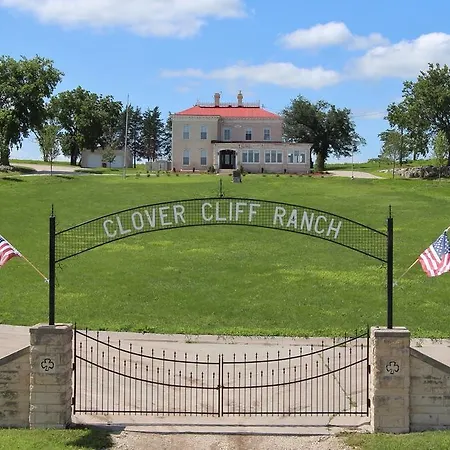 Clover Cliff Ranch Bed And Breakfast-3