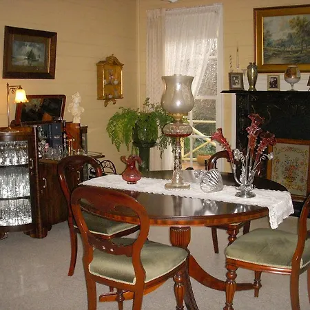 Springbank Bed & Breakfast Retreat-2