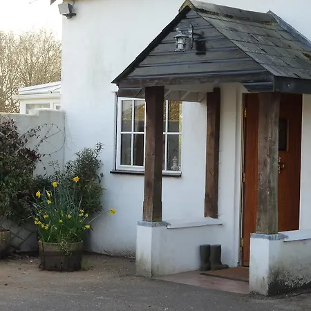 Hunters Croft-2