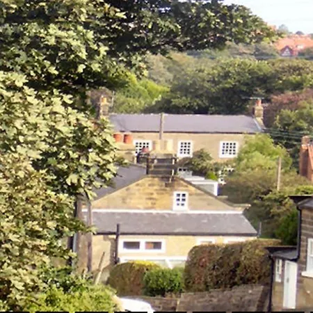 Thorpe Green House Vegetarian Bed & Breakfast-3