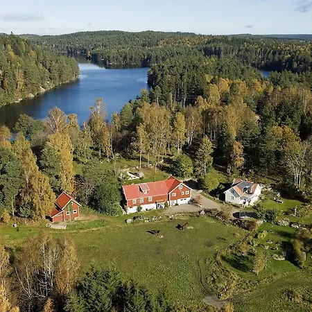 Finas Torpgård B&B-3