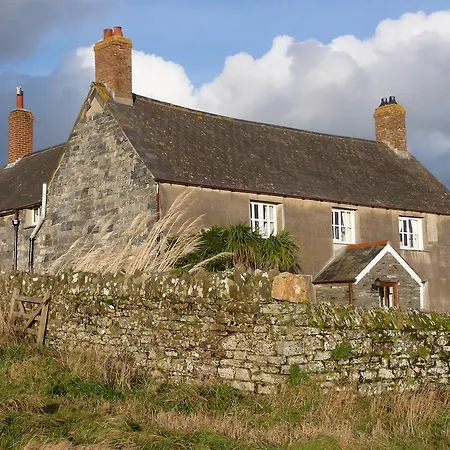 Lellizzick Farmhouse-2