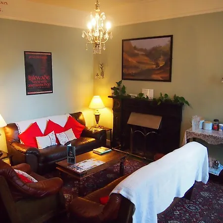 Cashel Town Center Inn-2