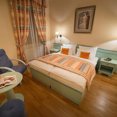 Old Town Bed & Breakfast-3