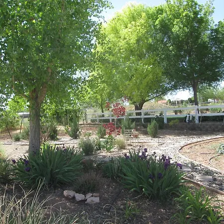 Dulce Domum Bed And Breakfast-2