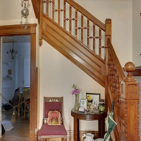 Garden House Bed And Breakfast-2