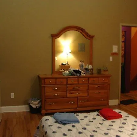 Harlem Bed And Breakfast-3