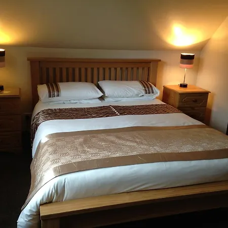 Thistle Cottage-2