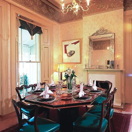 Cotter House Luxury Retreat-2