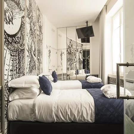 Teatro Boutique Rooms & Suites-2