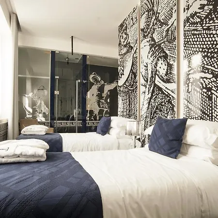 Teatro Boutique Rooms & Suites-2
