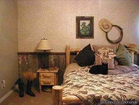 Miners Pick Bed And Breakfast-3
