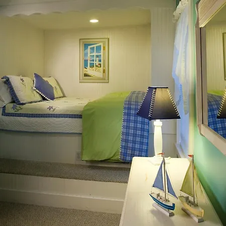 The Harbour Cottage Inn-2