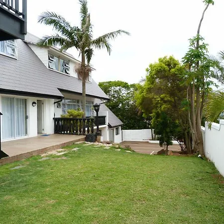 Calabash Inn Guesthouse-2