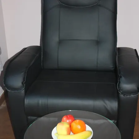 Eu B&B-3