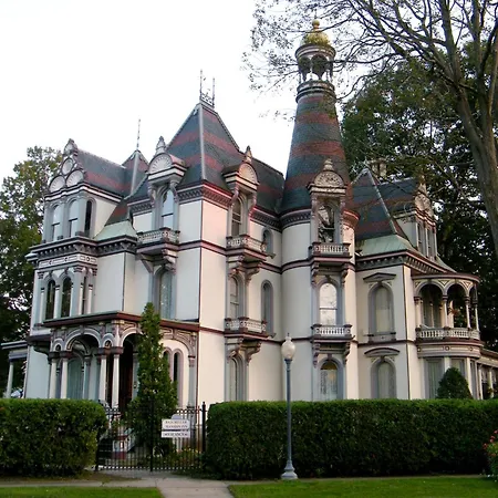 Batcheller Mansion Inn-3