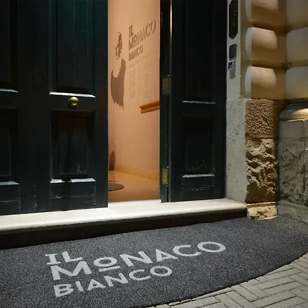 La Residenza del Monaco bianco-3