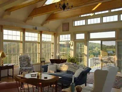 Apple Hill Inn-2