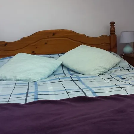 Molyneux Guesthouse-3