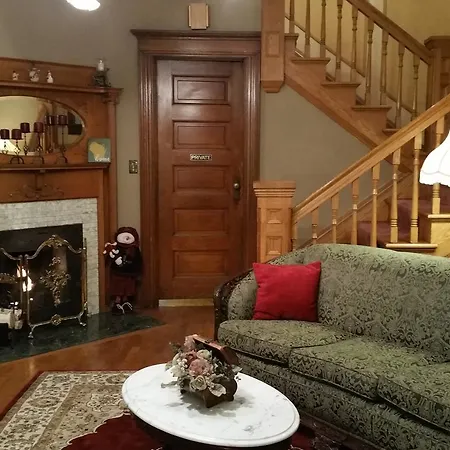 Franklin Street Inn Bed & Breakfast-2
