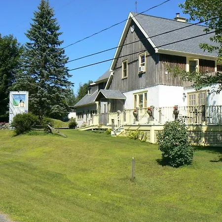 Auberge De La Tour Et Spa-3